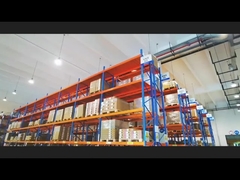 私たちの工場の優雅な態度。