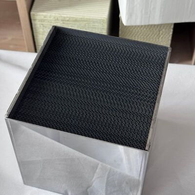 購入 高性能排気システム用の迅速な熱応答ハニカムコア金属基板 オンライン製造