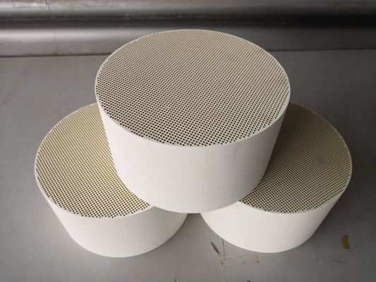 購入 低反圧触媒DPF 低圧減と高流量 ディーゼル排出量制御 オンライン製造