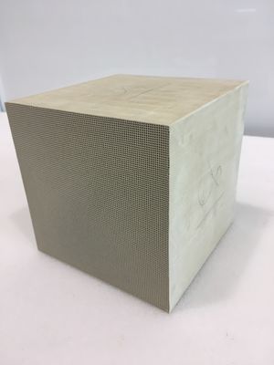 購入 ガス ボイラーSCR Denoxの触媒の菫青石Denitration オンライン製造