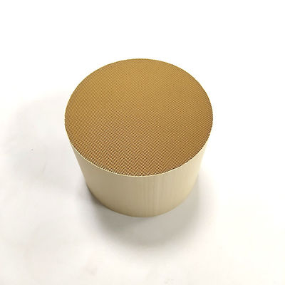 購入 カタリティックコンバーター用の ミツバチの巣のセラミック基板は EURO 6/VI 排放基準を満たしています オンライン製造