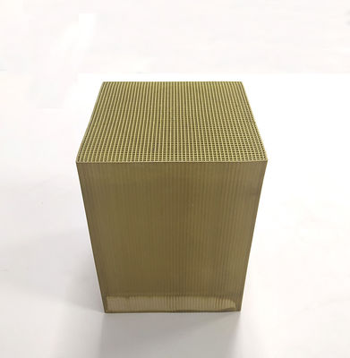 購入 ゼオライトの蜜蜂の巣の触媒プラチナ ユーロ4 5 6 Denox DOC SCRのPOC ASC オンライン製造